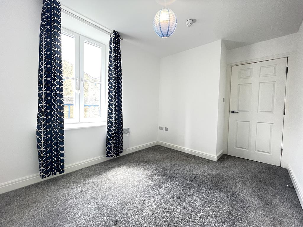 2 bedroom apartment To Let in Earby - Bedroom One